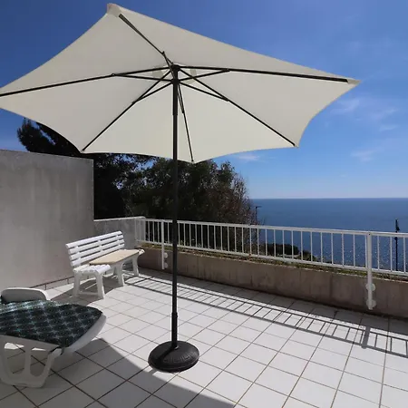 Nisea House, * Santa Cesarea Terme