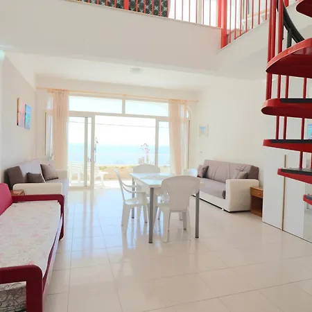 Nisea House, * Santa Cesarea Terme
